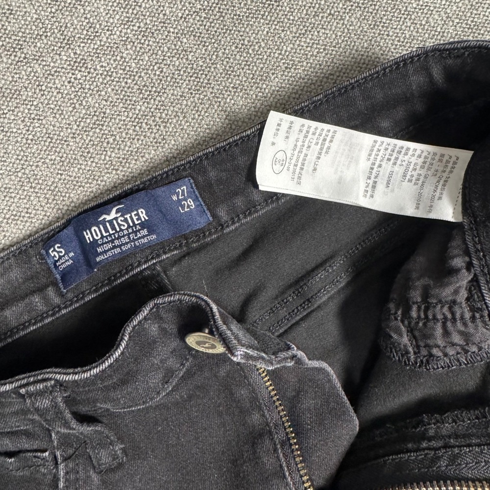 Hollister High Rise Flare Jeans Black Slit Hem Stretch Denim‎ W27 L29 - Picture 5 of 10